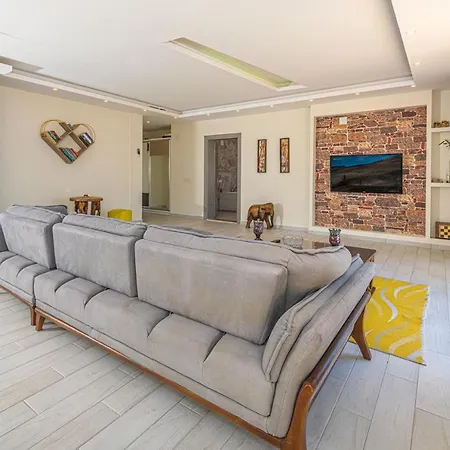 Apartament Nilo - Kalkan'da 2+1 Muhafazakar Tatil Villasi *